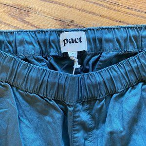 Pact Woven Twill Roll Up Pant